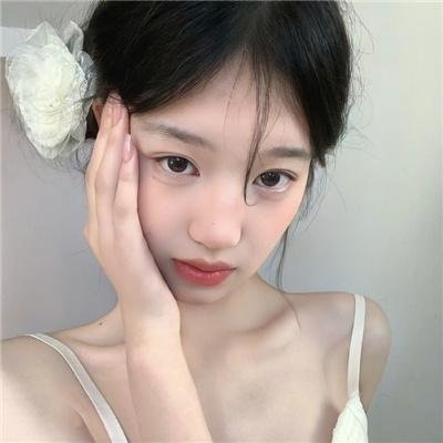 轻拍翻转小魔女